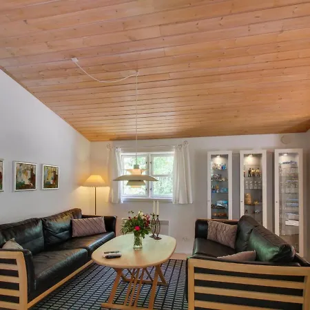 펜션 Signe - 800m From The Sea In Bornholm By Interhome *